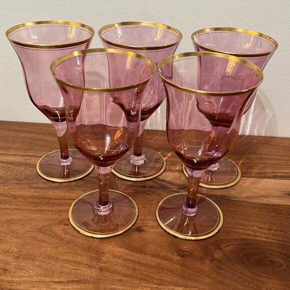 Regal Crystal Amethyst Stemware - 5 goblets with gilded around lip and foot 7" - Picture 3 of 10